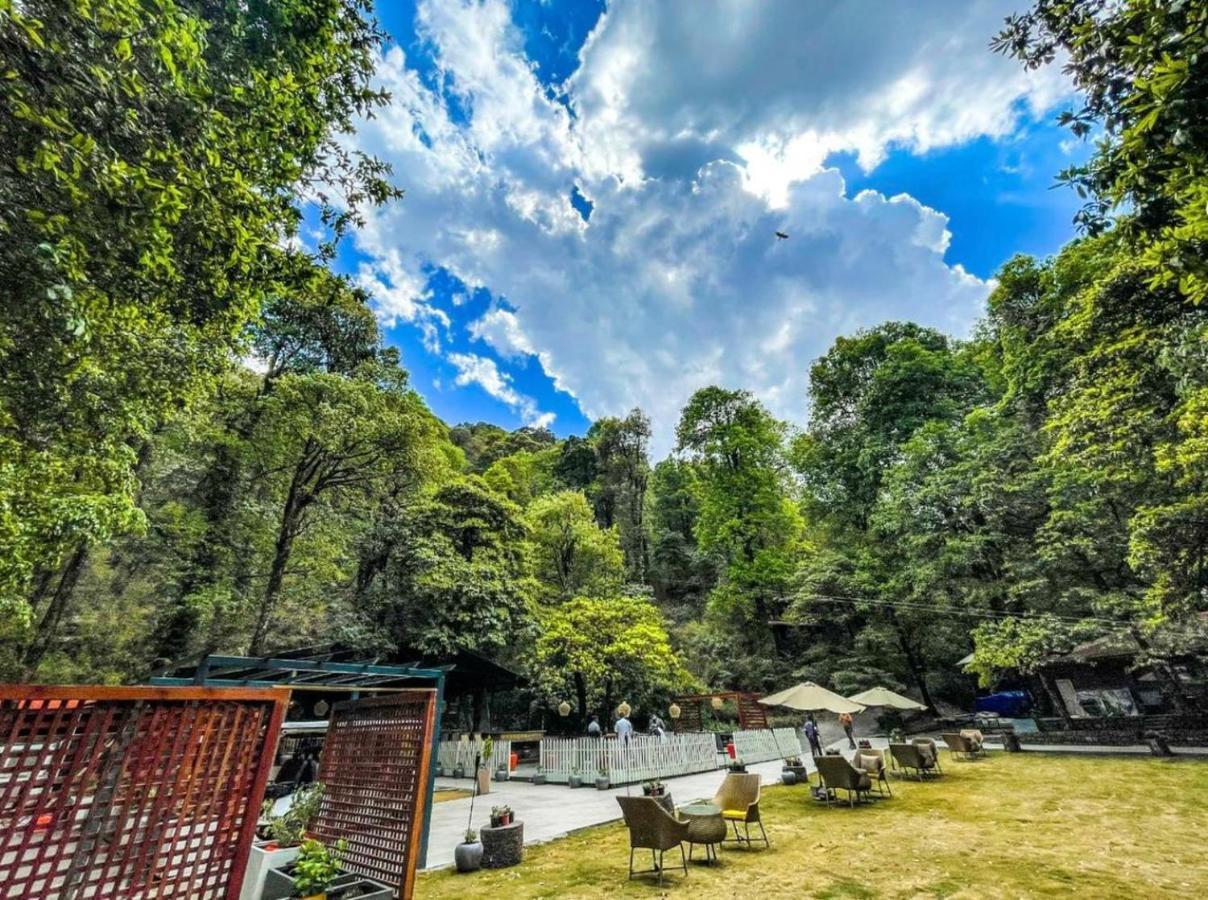 Ayar Jungle Resort Nainital Buitenkant foto
