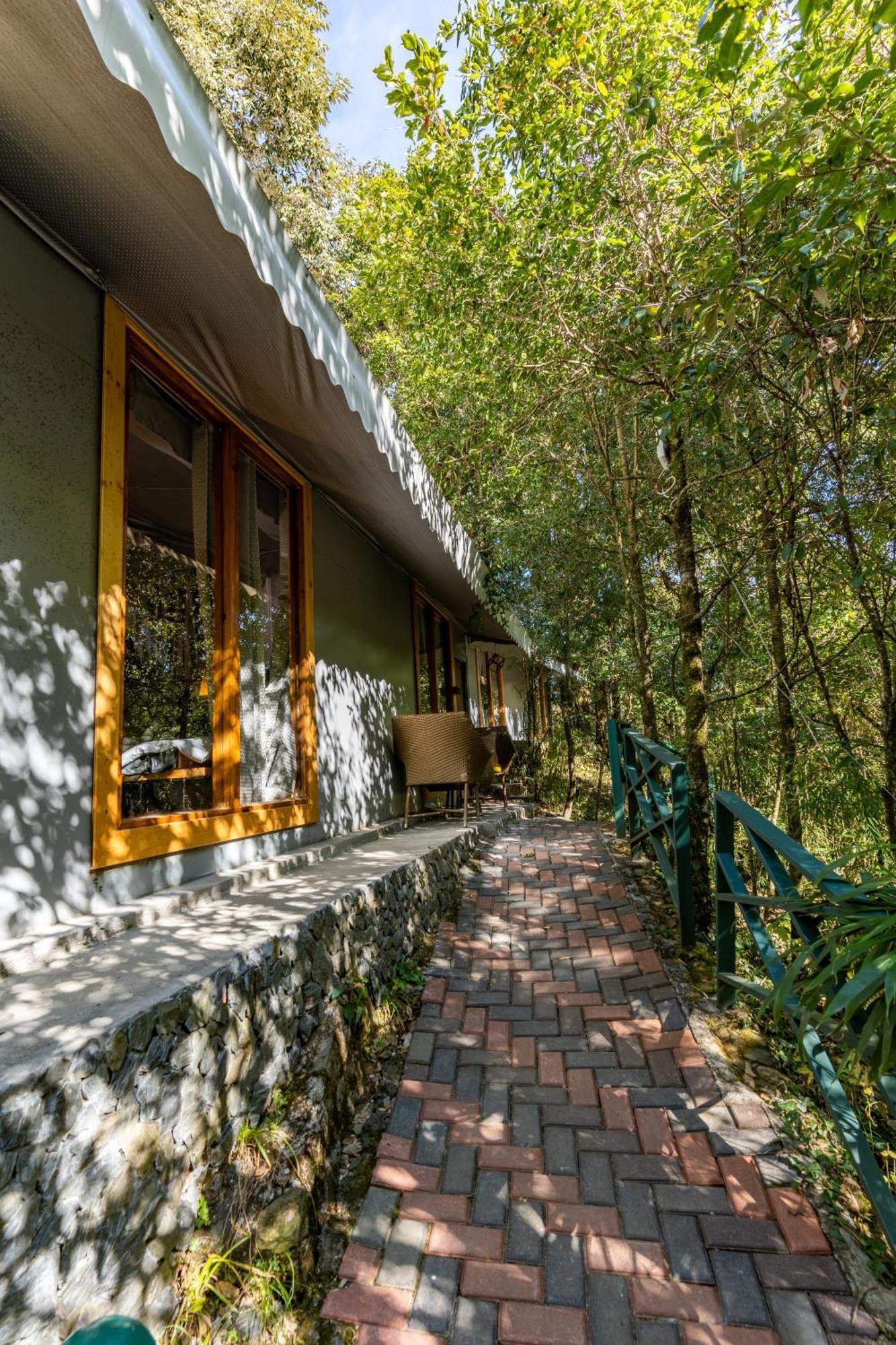 Ayar Jungle Resort Nainital Buitenkant foto